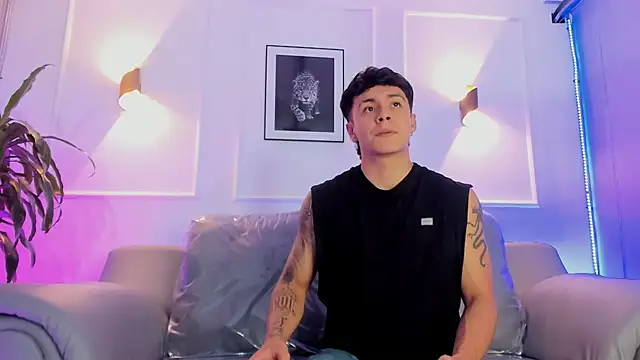 Leo santoro online show from 03/20/26, 01:49