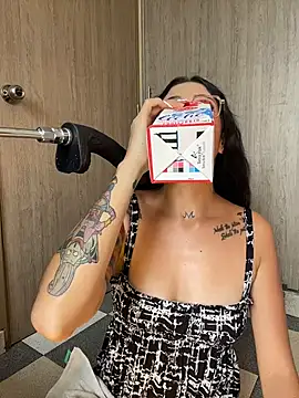 ValentinaBianchi online show from 03/11/26, 07:09