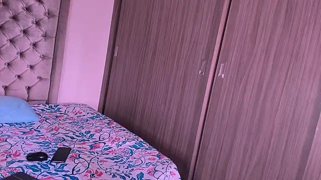 dreamsussi online show from 01/14/26, 06:57