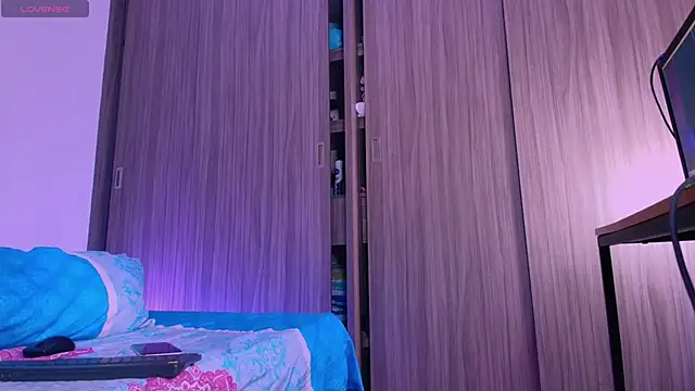 dreamsussi online show from 04/21/26, 10:12