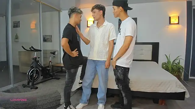 Bisexlifehot   online show from 11/08/25, 11:14