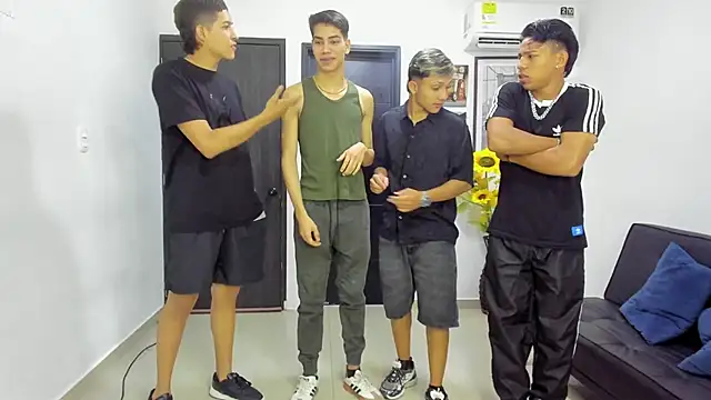 Bisexlifehot   online show from 03/24/26, 11:21