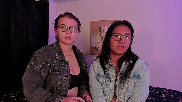 CrazyCakes  online show from 12/16/25, 03:44