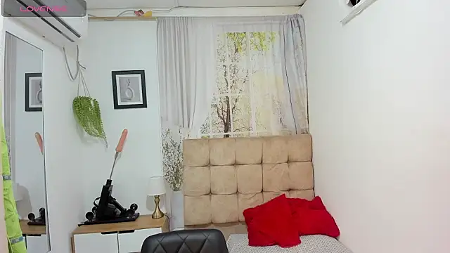 Vanessa Jenner online show from 03/24/26, 01:32