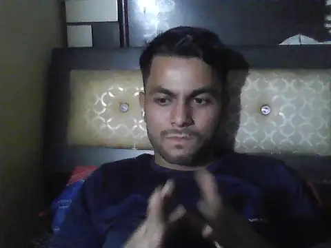 ursdreamperson online show from 11/22/25, 03:22