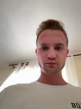 Italy sex boy online show from 09/16/25, 02:51