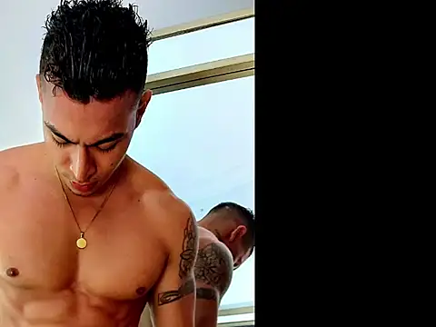 cristopher 22cm online show from 01/07/26, 02:36