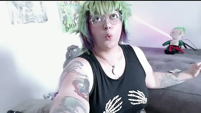 XxGreenGoodxX online show from 04/24/26, 07:49