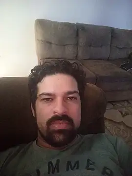 Snapshot of Natoooo998877 chatting on 12/17/25, 08:26 Natoooo998877 online show from 12/17/25, 08:26