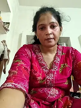 Snapshot of Chhaya_hot chatting on 06/09/26, 03:18 Chhaya hot online show from 06/09/26, 03:18
