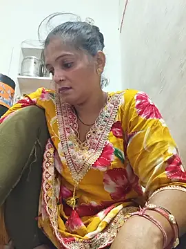 Snapshot of Chhaya_hot chatting on 06/13/26, 12:19 Chhaya hot online show from 06/13/26, 12:19