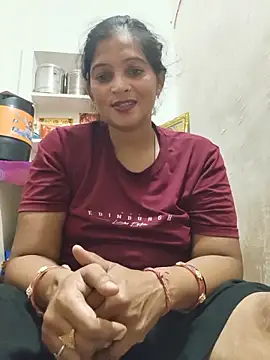 Snapshot of Chhaya_hot chatting on 06/15/26, 04:25 Chhaya hot online show from 06/15/26, 04:25