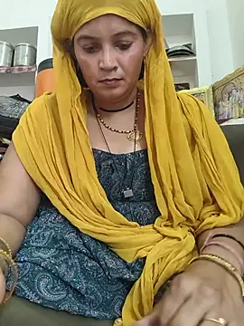 Snapshot of Chhaya_hot chatting on 06/21/26, 09:45 Chhaya hot online show from 06/21/26, 09:45