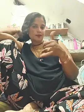 Snapshot of Chhaya_hot chatting on 07/02/26, 03:40 Chhaya hot online show from 07/02/26, 03:40