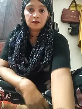 Snapshot of Chhaya_hot chatting on 07/12/26, 01:51 Chhaya hot online show from 07/12/26, 01:51