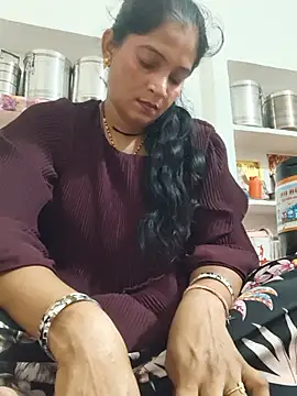 Snapshot of Chhaya_hot chatting on 07/20/26, 02:52 Chhaya hot online show from 07/20/26, 02:52