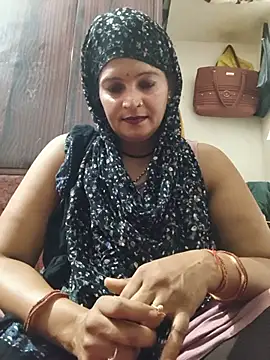 Snapshot of Chhaya_hot chatting on 08/01/26, 06:12 Chhaya hot online show from 08/01/26, 06:12