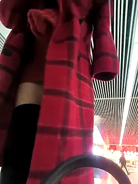 Snapshot of wsyx326 chatting on 11/29/25, 07:33 wsyx326 online show from 11/29/25, 07:33