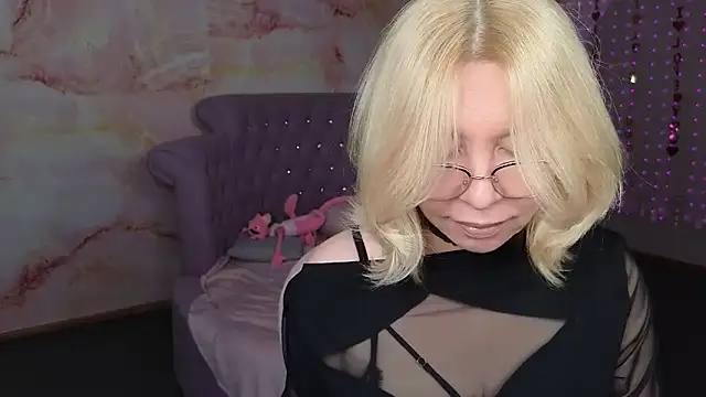 Wendy Waves online show from 09/13/25, 10:48