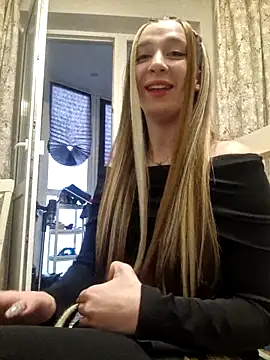 yourfavpsy  online show from 11/20/25, 01:33