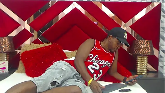 Snapshot of AndyCalifornia1 chatting on 01/08/26, 09:06 AndyCalifornia1 online show from 01/08/26, 09:06