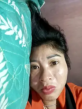 Phuongphuongg online show from 11/14/25, 10:29