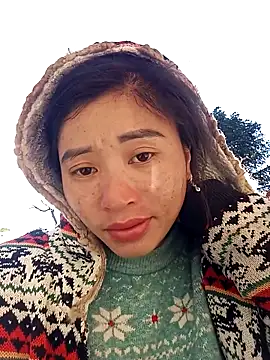 Phuongphuongg online show from 11/30/25, 08:18