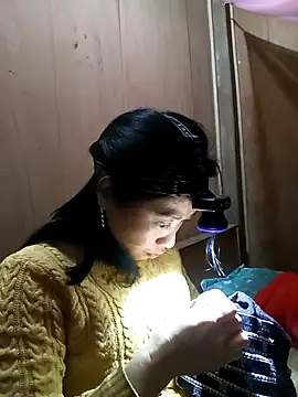 Phuongphuongg online show from 12/20/25, 12:56