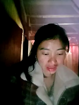 Phuongphuongg online show from 12/21/25, 05:36