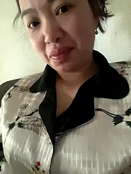 Nhung584 online show from 09/27/25, 12:15