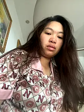 Nhung584 online show from 11/03/25, 01:29