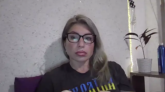 fox red lady7 online show from 01/09/26, 04:54