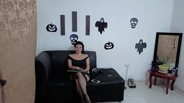 Kloewolf online show from 10/23/25, 10:25