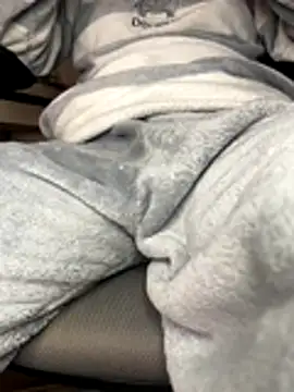 sonwmelt1 online show from 10/20/25, 04:24