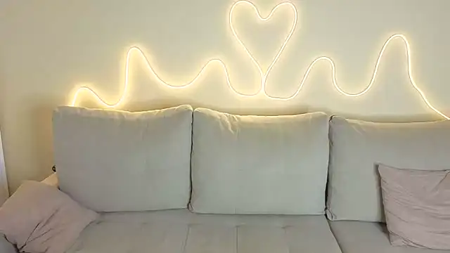 KathrynBrooks online show from 04/21/26, 05:28