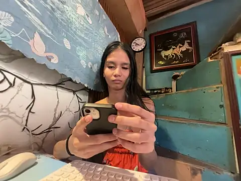 Snapshot of asya_chris chatting on 12/16/25, 01:54 asya chris online show from 12/16/25, 01:54