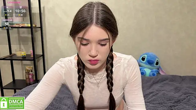 MollyBaby online show from 10/23/25, 02:38