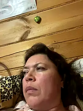 Kiravix online show from 10/31/25, 07:15