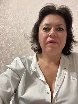 Kiravix online show from 12/05/25, 07:21