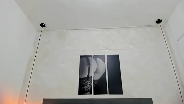 dakota roussee online show from 09/19/25, 12:06