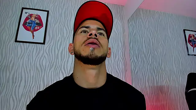 Snapshot of dylan_jacobx chatting on 11/09/25, 03:16 dylan jacobx online show from 11/09/25, 03:16