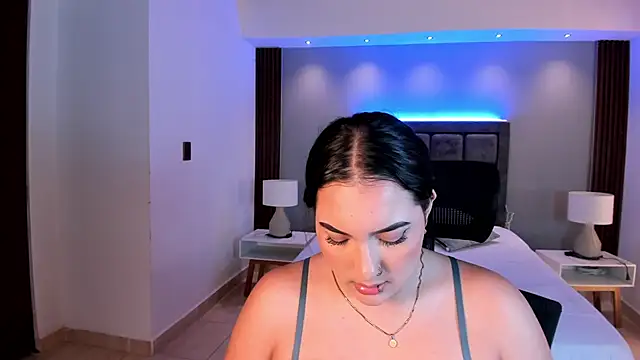 sofiacaramel online show from 11/19/25, 07:47