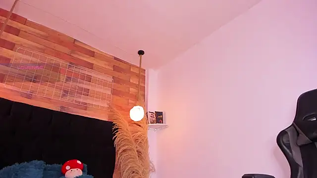 Emily brown04 online show from 09/28/25, 11:21