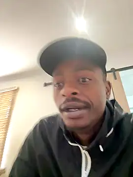 Snapshot of AllDayBbC chatting on 10/22/25, 10:59 AllDayBbC online show from 10/22/25, 10:59