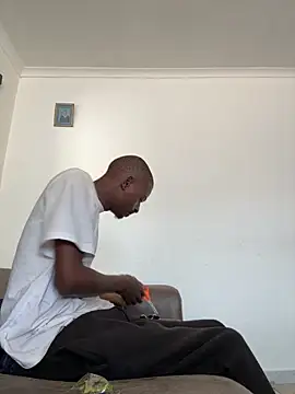 Snapshot of AllDayBbC chatting on 12/05/25, 12:47 AllDayBbC online show from 12/05/25, 12:47