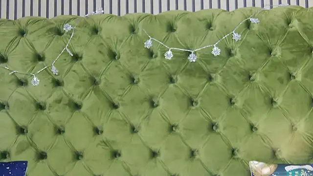 Snapshot of LunaHart chatting on 01/14/26, 03:06 LunaHart online show from 01/14/26, 03:06