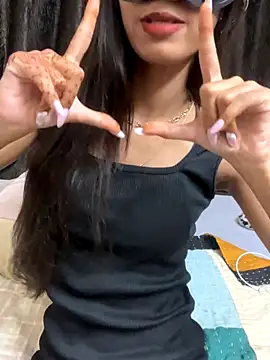 Snapshot of Desire_Zoya chatting on 09/18/25, 07:38 Desire Zoya online show from 09/18/25, 07:38