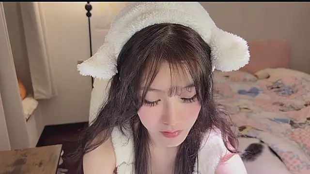 FuFu-puff online show from 11/29/25, 04:10