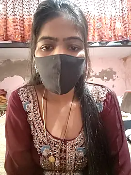 Snapshot of Paakhi-Singh chatting on 11/08/25, 07:41 Paakhi-Singh online show from 11/08/25, 07:41