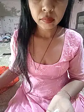 Snapshot of Paakhi-Singh chatting on 12/16/25, 04:39 Paakhi-Singh online show from 12/16/25, 04:39